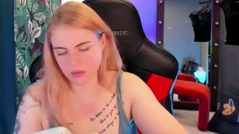 Jolly online show from January 11, 6:24 am