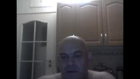 Snapshot of jolmasz30 chatting on February 18, 1:43 am jolmasz30 online show from February 18, 1:43 am