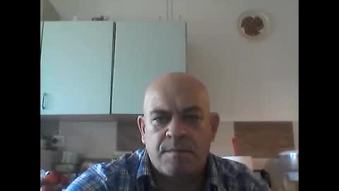 jolmasz30 online show from April 1, 8:26 am