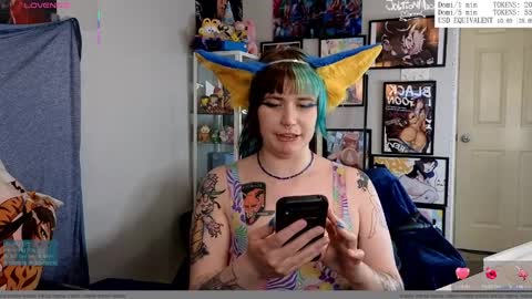 Snapshot of joltionmac chatting on April 4, 6:22 am JoltionMac JJ online show from April 4, 6:22 am