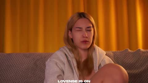 Viola online show from March 16, 1:15 pm