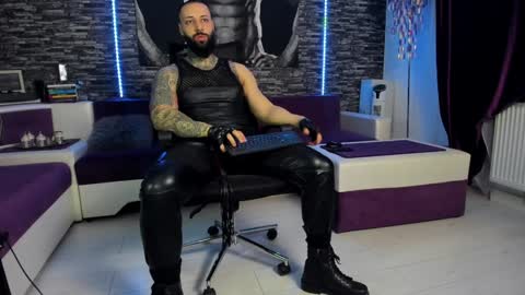 JonahHunt online show from February 6, 6:13 pm
