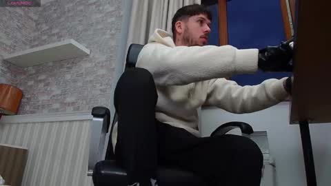 JonahShaw online show from October 13, 4:12 am