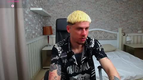 JonahShaw online show from May 9, 5:01 am