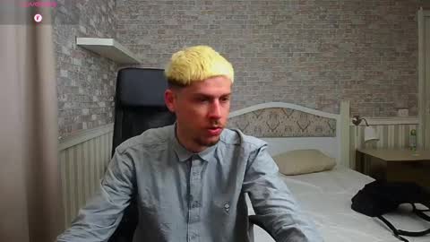 JonahShaw online show from May 10, 4:28 am