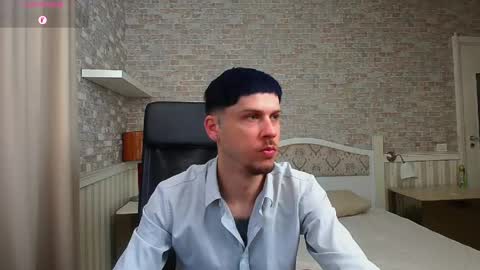 JonahShaw online show from May 11, 4:51 am