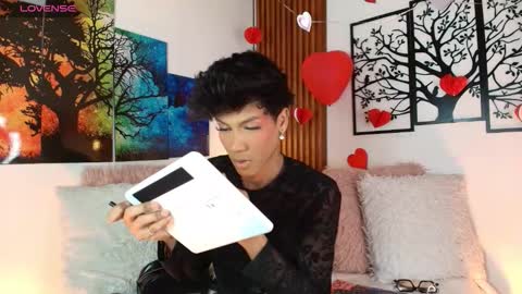 Snapshot of jonas_hiill chatting on February 19, 4:08 am Jonas online show from February 19, 4:08 am