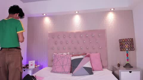 Snapshot of jonas_hiill chatting on March 4, 4:29 am Jonas online show from March 4, 4:29 am