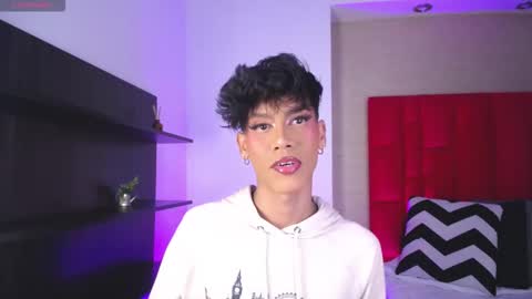 Snapshot of jonas_hiill chatting on March 22, 6:06 am Jonas online show from March 22, 6:06 am