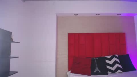 Snapshot of jonas_hiill chatting on April 1, 4:02 am Jonas online show from April 1, 4:02 am