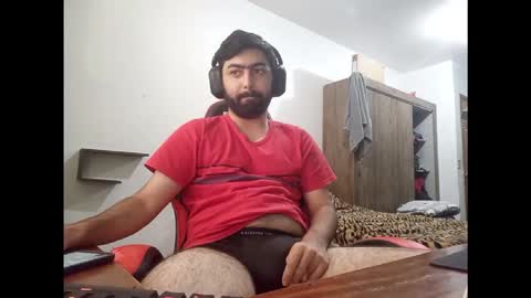 jonasf2525 online show from December 14, 8:02 pm