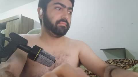 jonasf2525 online show from April 10, 1:00 am