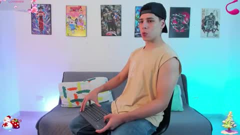 Instagram jonathanfit14 online show from November 29, 9:29 pm