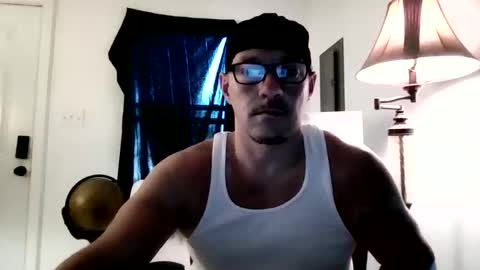 jonesmc629844216 online show from May 18, 10:26 pm