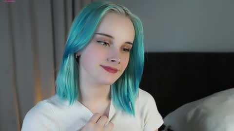 Alice online show from May 23, 1:04 pm