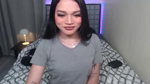 Snapshot of jonnywally123 chatting on April 2, 2:47 pm jonnywally123 online show from April 2, 2:47 pm