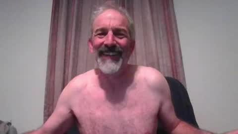 Snapshot of jony_five chatting on December 15, 3:13 am Jon online show from December 15, 3:13 am