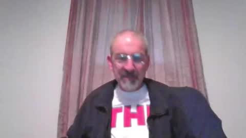 Snapshot of jony_five chatting on December 29, 3:57 pm Jon online show from December 29, 3:57 pm