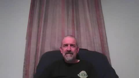 Snapshot of jony_five chatting on January 5, 10:19 pm Jon online show from January 5, 10:19 pm