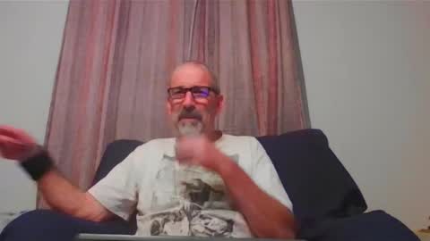 Snapshot of jony_five chatting on September 10, 12:10 am Jon online show from September 10, 12:10 am