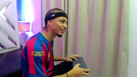 Snapshot of jordan_love7 chatting on September 19, 12:39 pm jordan online show from September 19, 12:39 pm