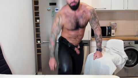 Snapshot of jordan_rush01 chatting on December 9, 12:01 am jordan rush online show from December 9, 12:01 am