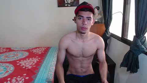 Snapshot of jordan_smitths chatting on March 24, 2:44 pm jordan_smitths online show from March 24, 2:44 pm
