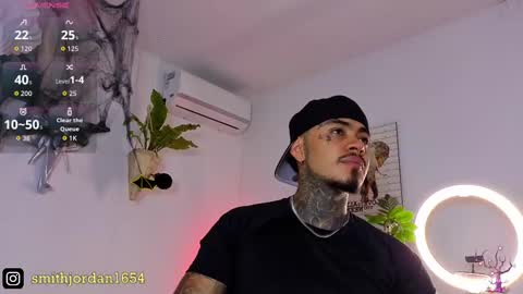 Jordan Smith online show from November 1, 8:55 pm