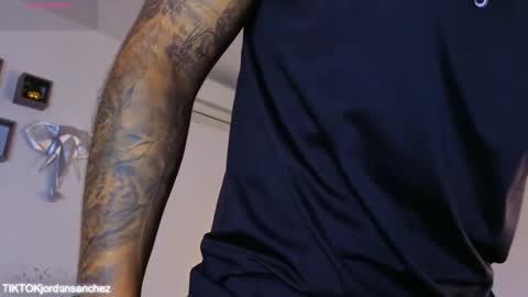 Jordan Smith online show from January 12, 3:17 pm