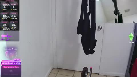 sissyjolicia online show from May 20, 3:02 am