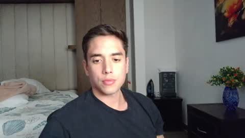 Snapshot of jorge124345 chatting on July 25, 6:38 pm Babyface online show from July 25, 6:38 pm