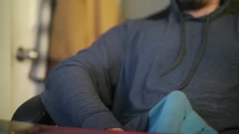 jorge9614 online show from October 17, 8:00 pm