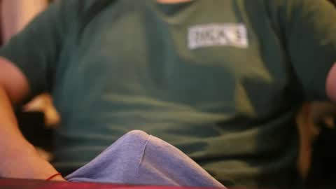 jorge9614 online show from October 21, 2:23 am