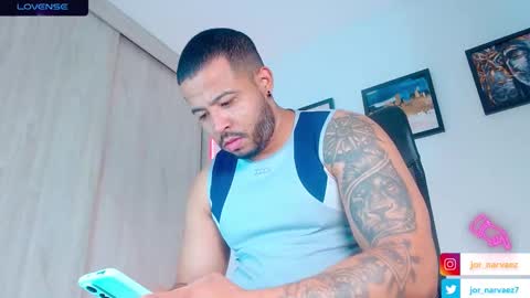 JORGE NARAVEZ online show from January 7, 9:40 am