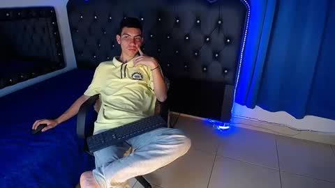 Jorge Johnson online show from February 12, 3:23 am