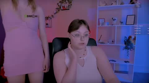 jose_fairy online show from May 19, 1:56 am