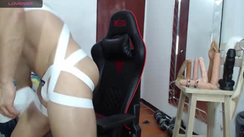 jose_rumbero91 online show from February 18, 7:09 pm