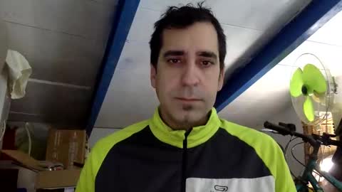Snapshot of joseacv6 chatting on February 6, 5:25 am j.a online show from February 6, 5:25 am