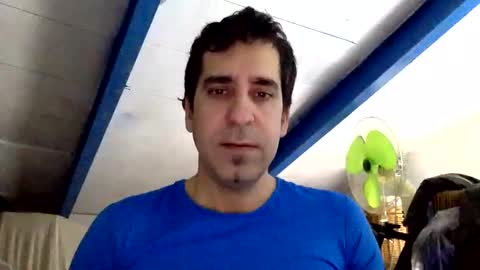 Snapshot of joseacv6 chatting on February 25, 5:52 am j.a online show from February 25, 5:52 am