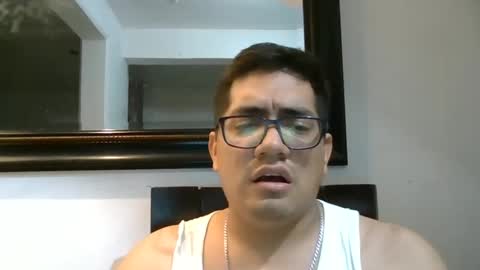 Snapshot of joselino249595_ chatting on March 10, 12:29 am TwinkJoselinoHot online show from March 10, 12:29 am