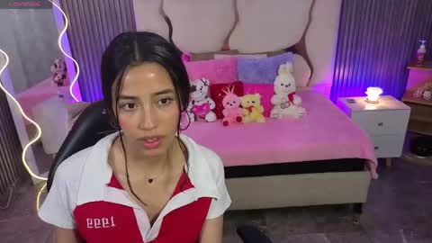 Joselyn  online show from May 8, 1:16 pm