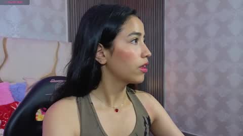 Joselyn  online show from May 12, 1:19 pm