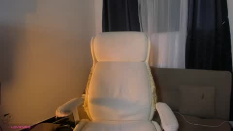 Josep online show from December 12, 4:04 am