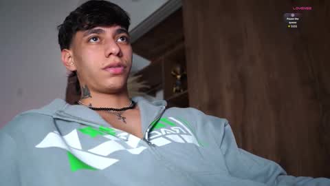 Josep online show from November 17, 10:37 pm