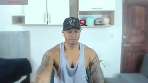 Snapshot of josep_ston2 chatting on September 18, 5:37 pm ---Josep--- online show from September 18, 5:37 pm