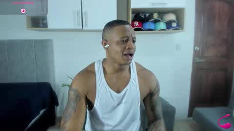 Snapshot of josep_ston2 chatting on October 27, 11:09 pm ---Josep--- online show from October 27, 11:09 pm