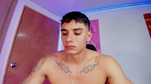 Snapshot of joseph__boy chatting on December 22, 4:27 pm JOSEPH online show from December 22, 4:27 pm