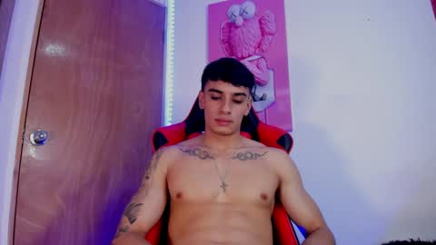 Snapshot of joseph__boy chatting on March 1, 3:38 pm JOSEPH online show from March 1, 3:38 pm