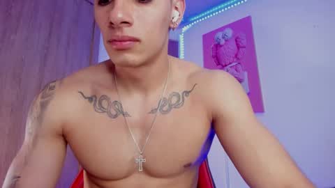 Snapshot of joseph__boy chatting on March 2, 4:42 pm JOSEPH online show from March 2, 4:42 pm