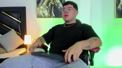 Joseph Connor online show from February 10, 8:13 pm